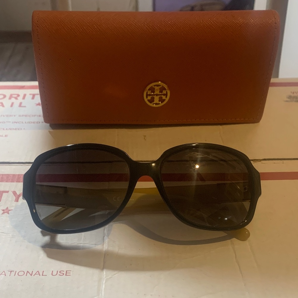 Tory Burch Black Sunglasses with Tan Case